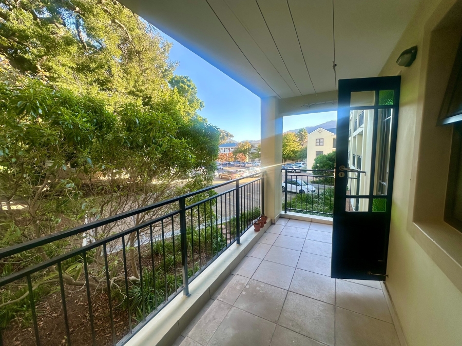 To Let 1 Bedroom Property for Rent in Rondebosch Western Cape